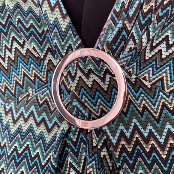 notations Front-gather Chevron print Blouse - Picture 2 of 6